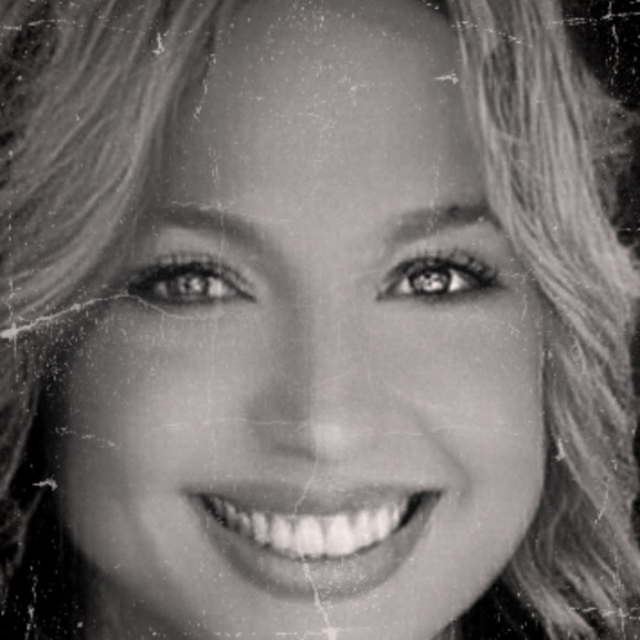 Meet your Posher, Susan - Picture 1 of 1